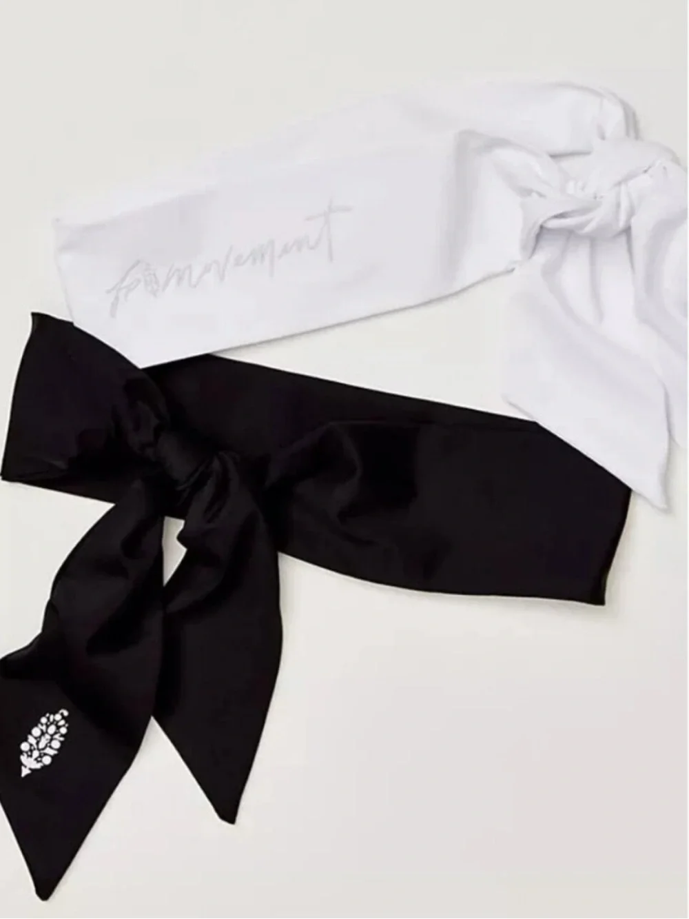 9294. Free People Tie Game Soft Headband